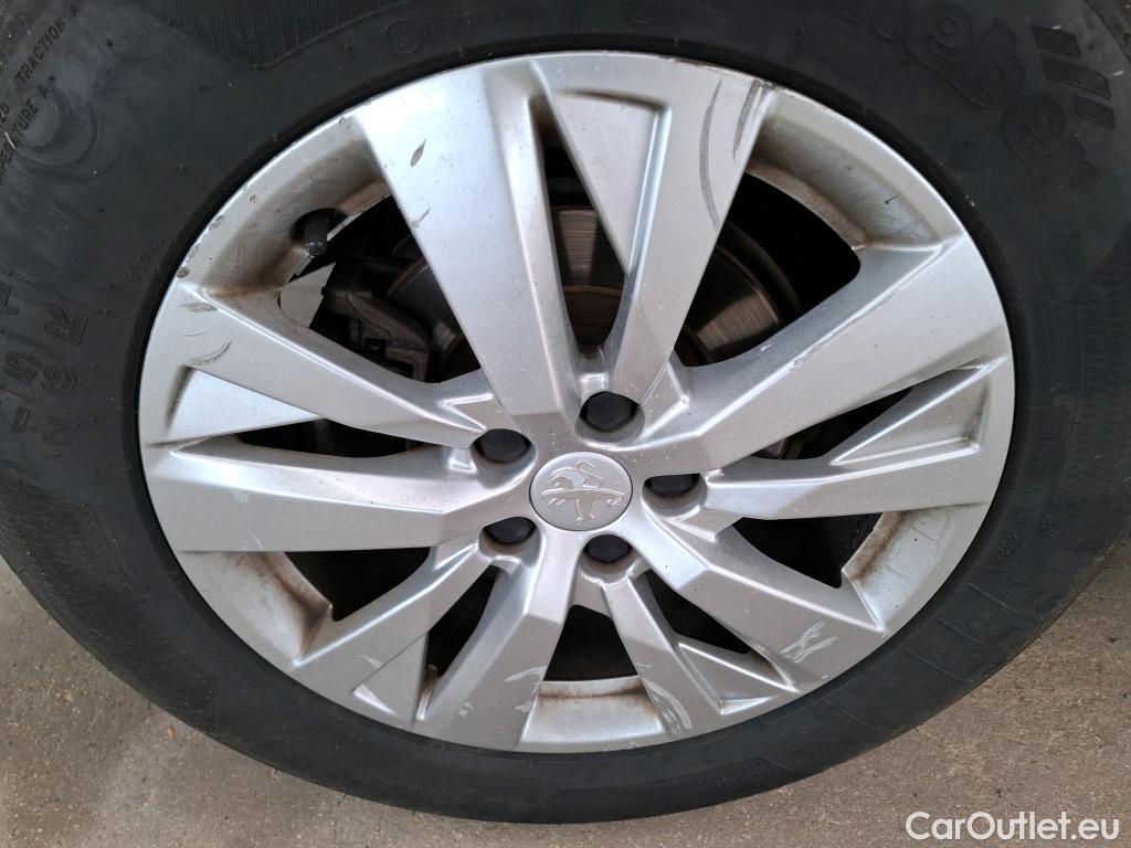  Peugeot  3008  II Active Pack 1.5 HDi 130CV BVA8 E6d #17