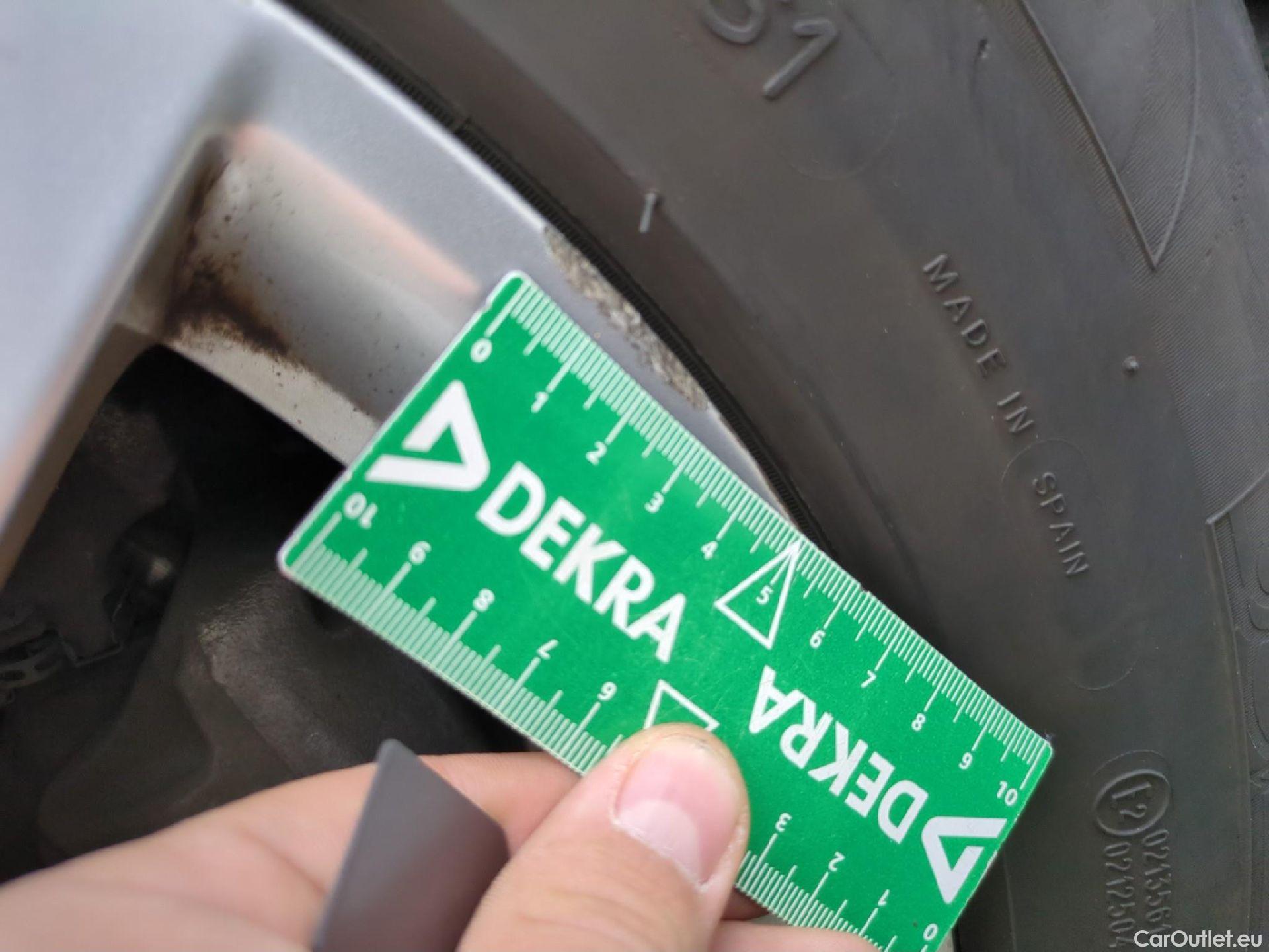  Peugeot  3008  Active Business 1.5 HDi 130CV BVA8 E6d #13