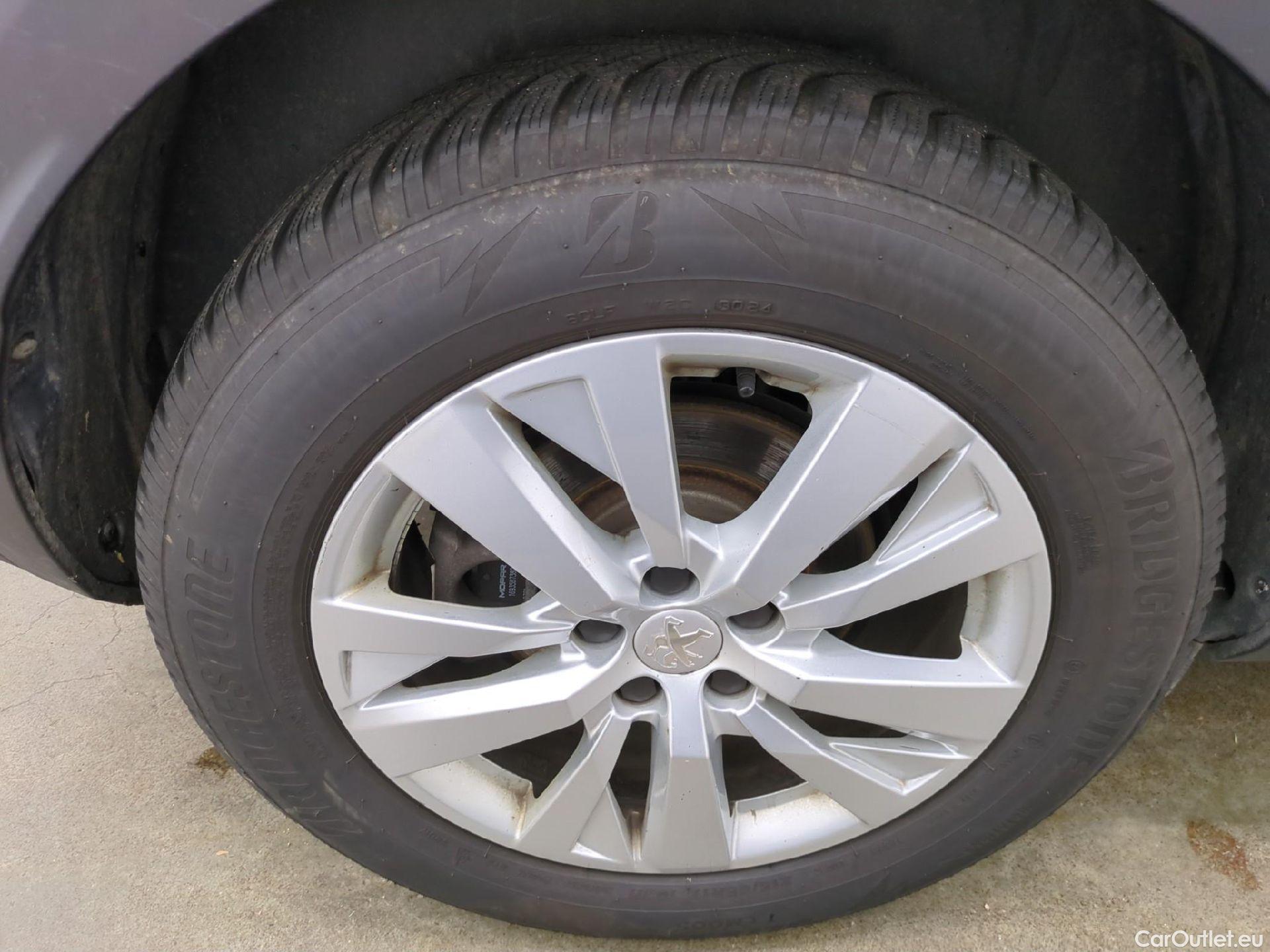  Peugeot  3008  Active Business 1.5 HDi 130CV BVA8 E6d #20