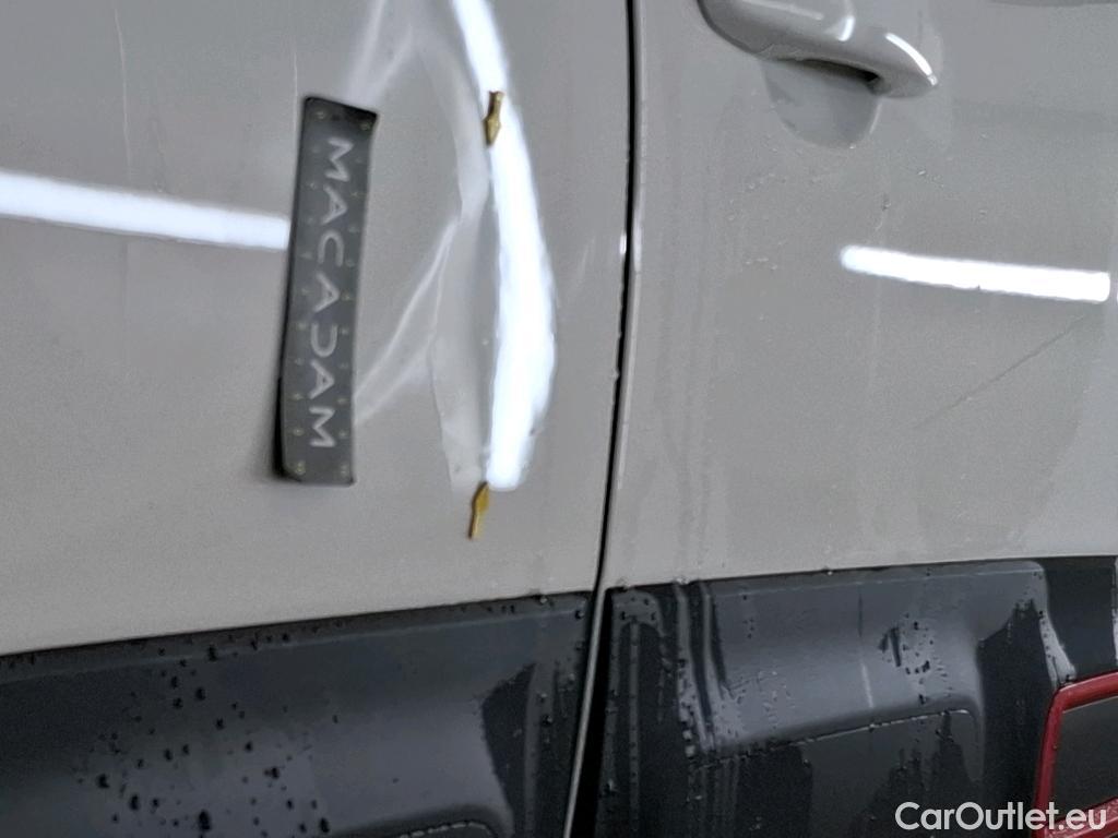  Citroen  C3  Feel Pack 1.5 BlueHDI 100CV BVM6 E6d #2