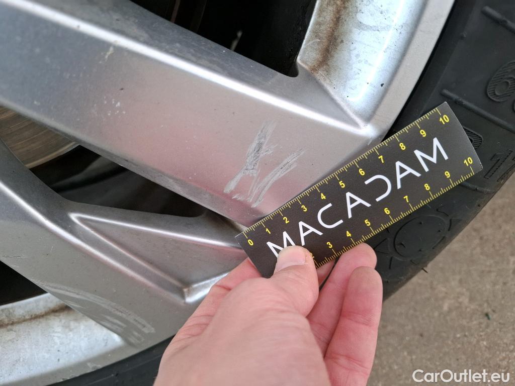  Peugeot  3008  II Active Pack 1.5 HDi 130CV BVA8 E6d #19