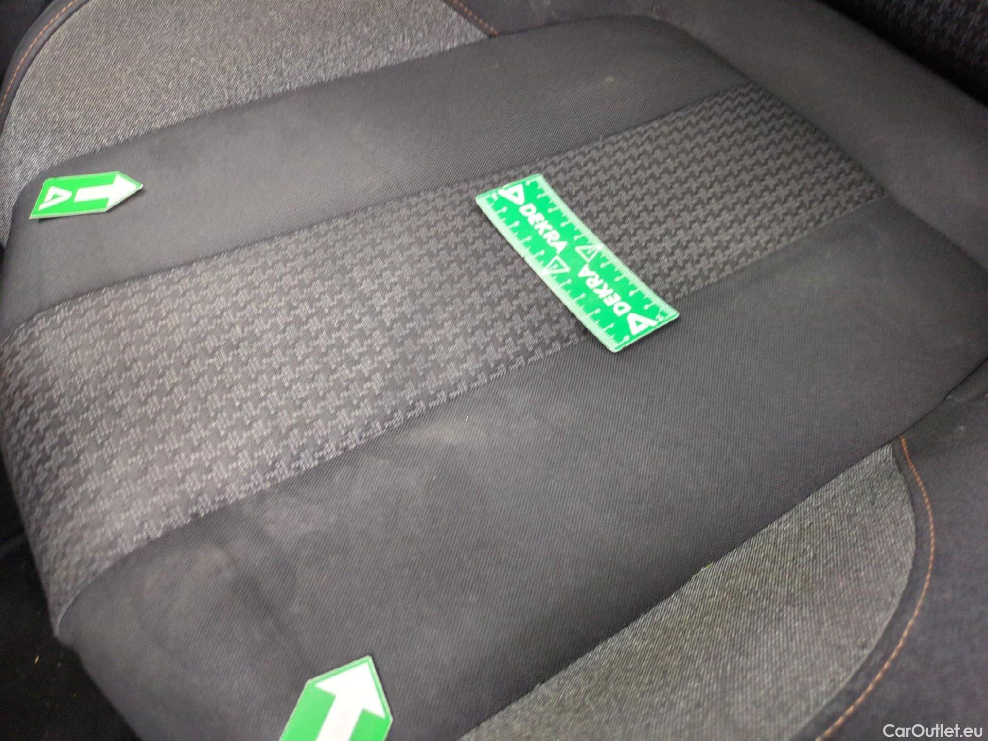  Peugeot  3008  Active Business 1.5 HDi 130CV BVA8 E6d #4