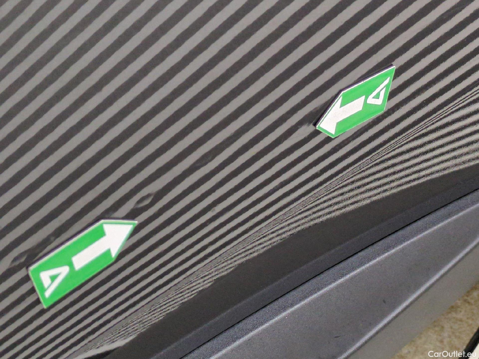  Peugeot  3008  Active Business 1.5 HDi 130CV BVA8 E6d #37