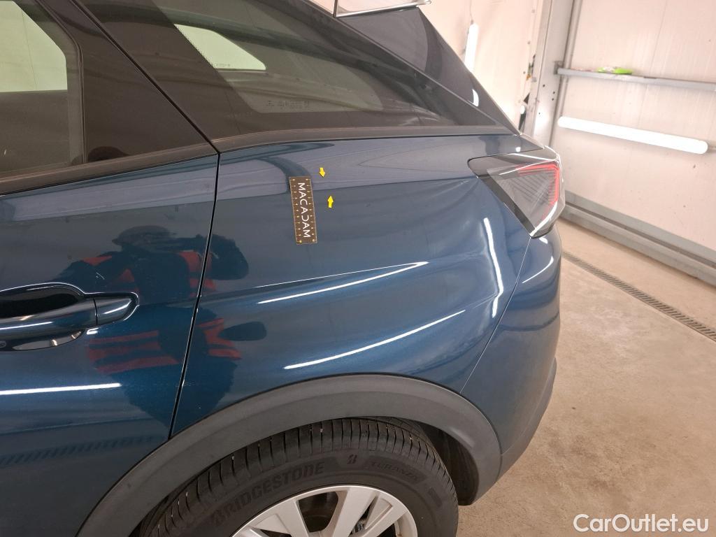  Peugeot  3008  Active Pack 1.5 HDi 130CV BVA8 E6d #1