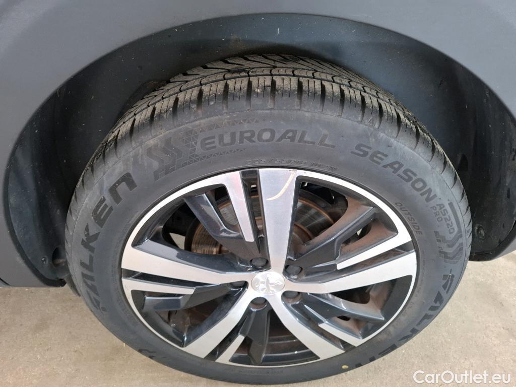  Peugeot  3008  GT 1.5 HDi 130CV BVA8 E6d #76