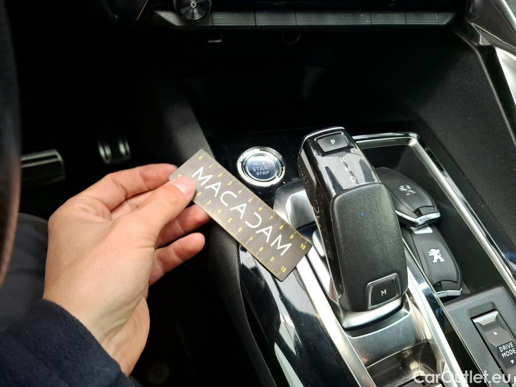  Peugeot  3008  GT 1.5 HDi 130CV BVA8 E6d #56