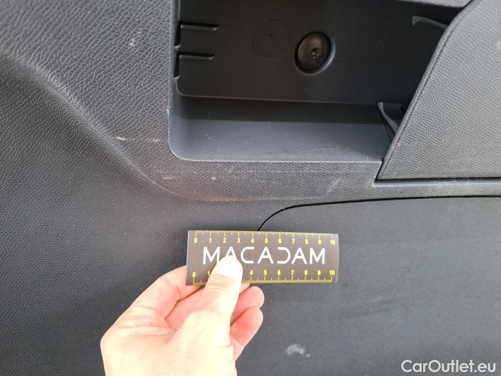  Peugeot  3008  II Active Pack 1.5 HDi 130CV BVA8 E6d #29