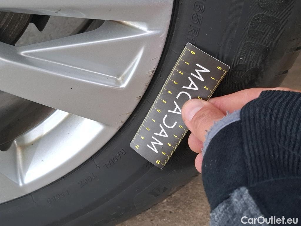  Peugeot  3008  Active Pack 1.5 HDi 130CV BVA8 E6d #11