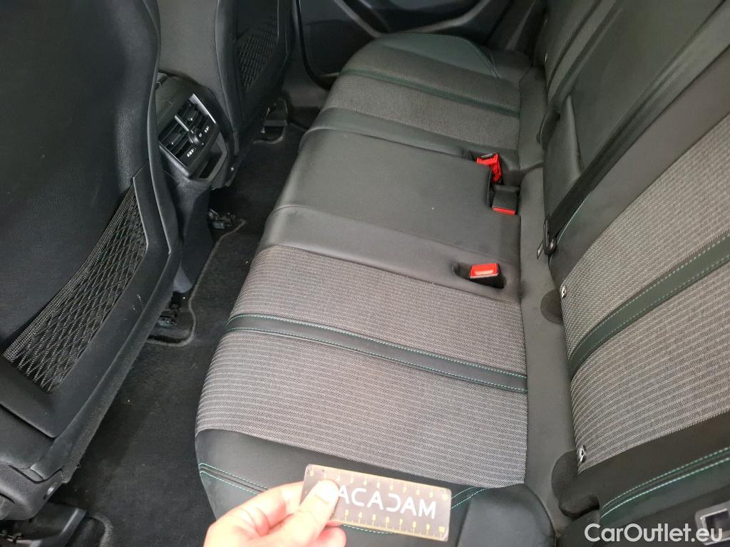  Peugeot  3008  Allure Pack 1.5 HDi 130CV BVA8 E6d #17