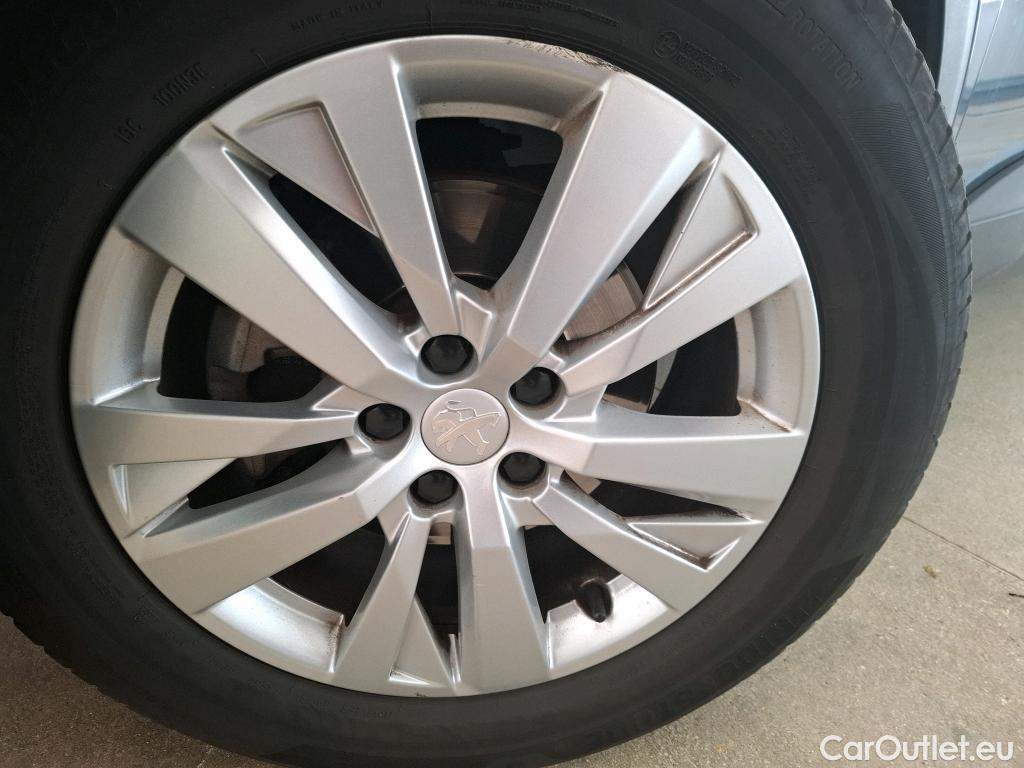  Peugeot  3008  Active Pack 1.5 HDi 130CV BVA8 E6d #7