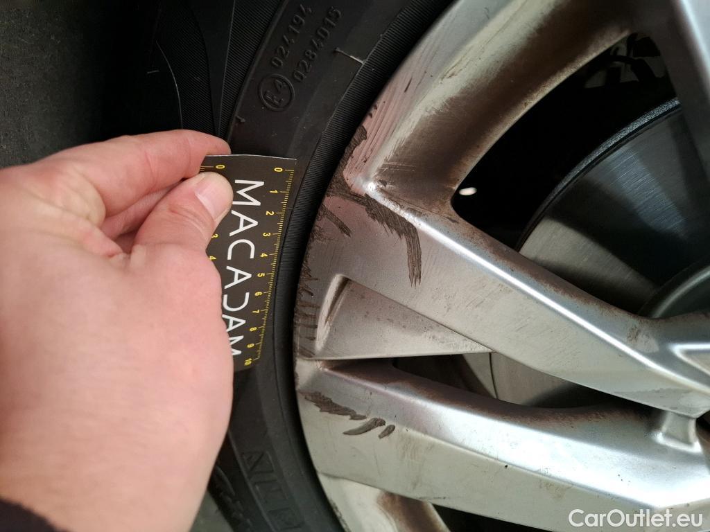  Peugeot  3008  II Active Pack 1.5 HDi 130CV BVA8 E6d #12