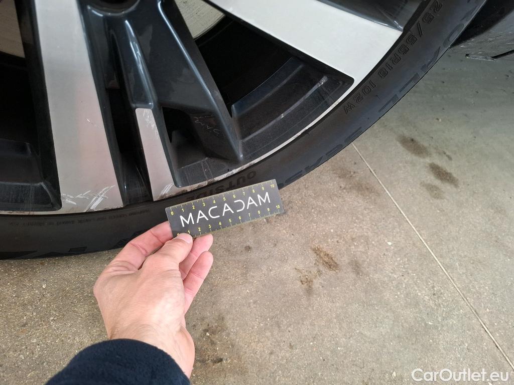  Peugeot  3008  GT 1.5 HDi 130CV BVA8 E6d #49