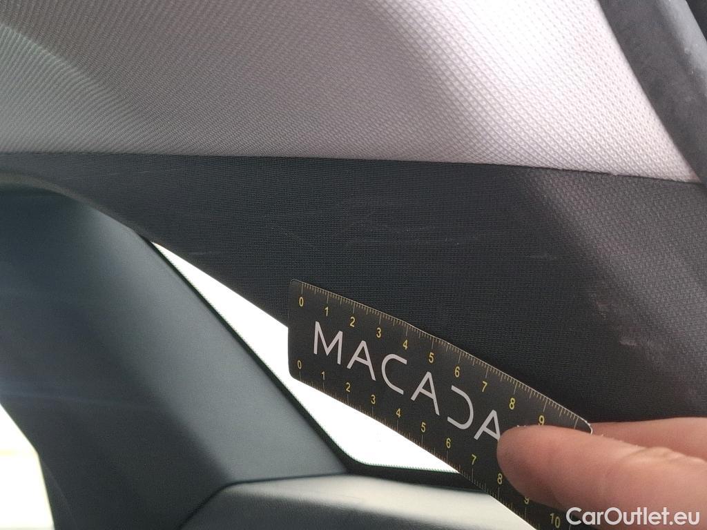  Peugeot  3008  Active Pack 1.5 HDi 130CV BVA8 E6d #15