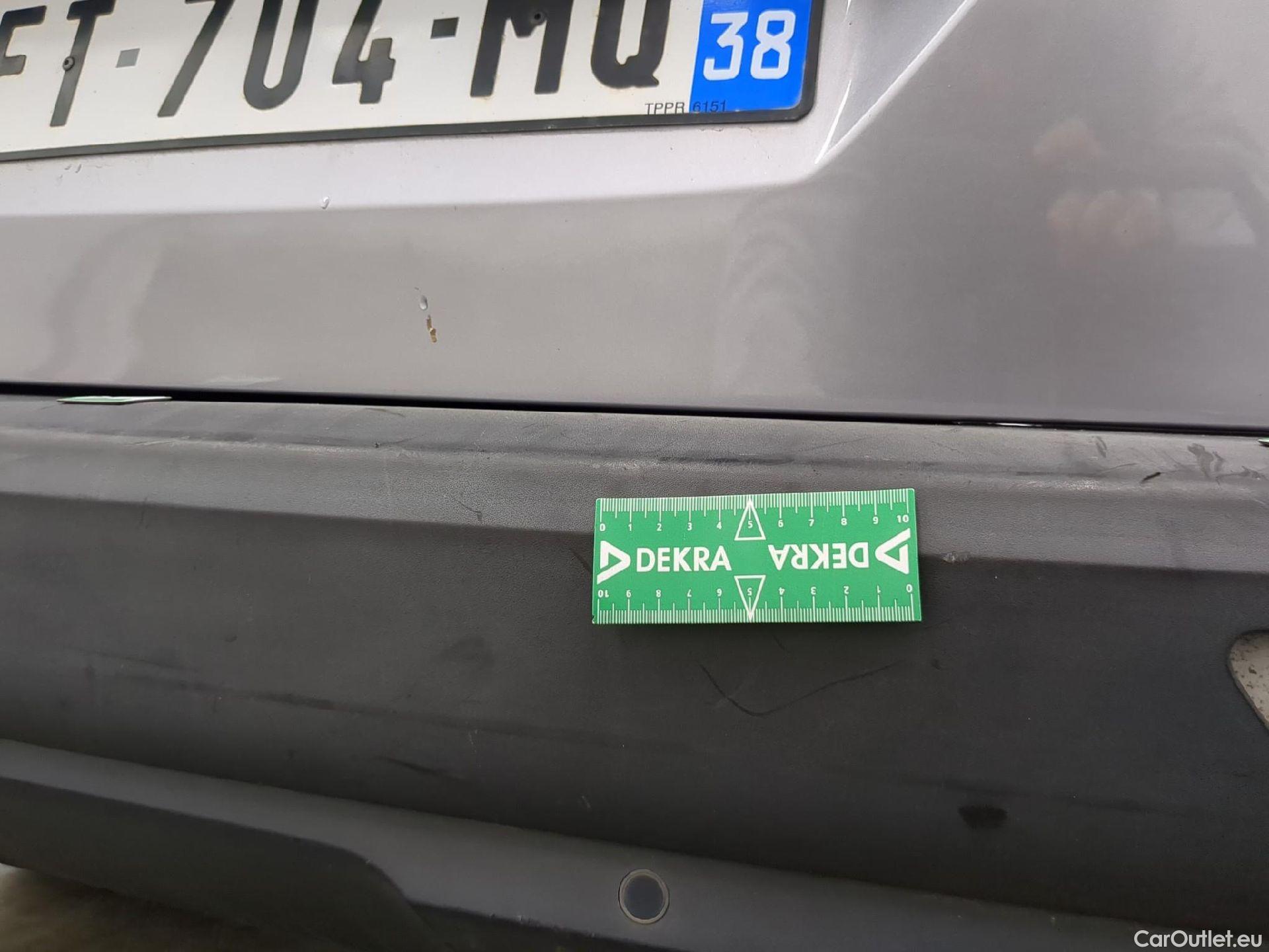  Peugeot  5008  Active Business 1.5 HDi 130CV BVA8 E6d #47