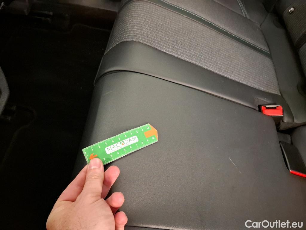  Peugeot  3008  Allure Pack 1.2 PureTech 130CV BVA8 E6d #29