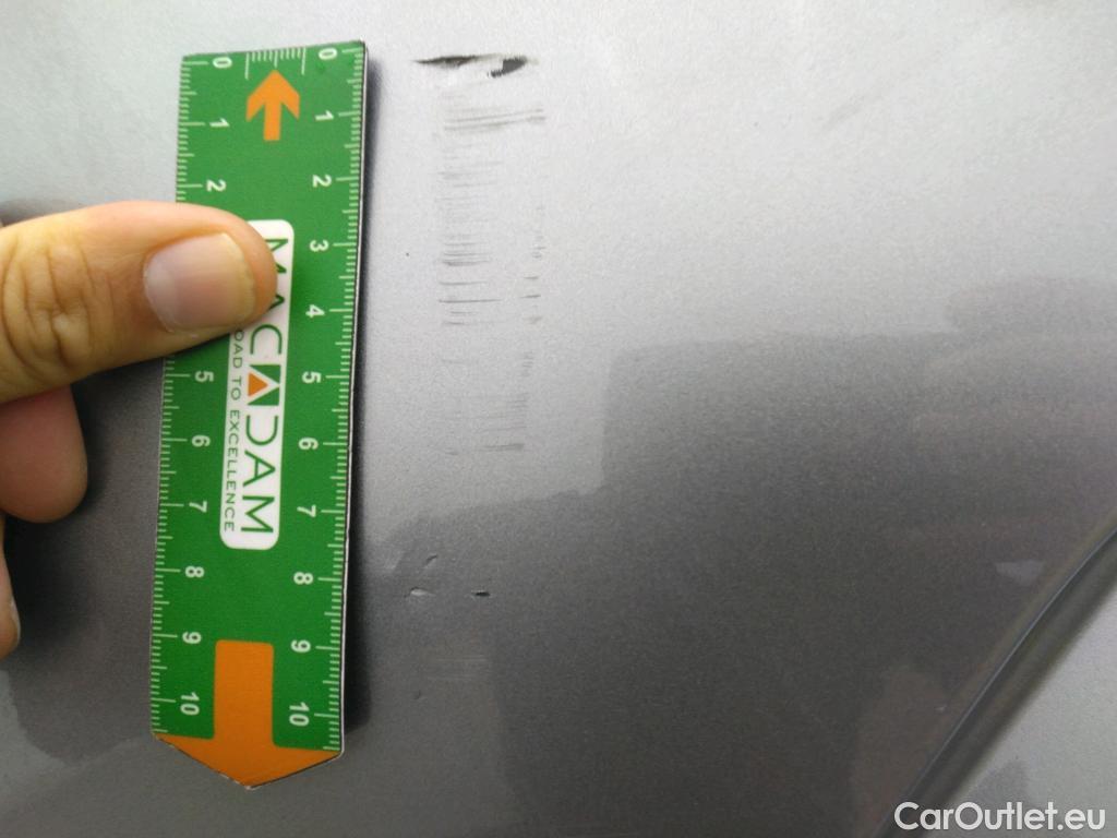  DS  DS7 DS DS 7 Crossback / 2017 / 5P / SUV BlueHDi 130 Manuel Business #35