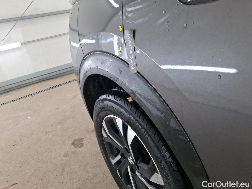  Peugeot  2008  Allure Business 1.5 HDi 130CV BVA8 E6d #17