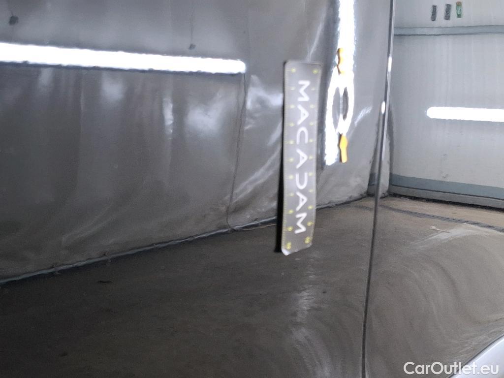  Peugeot  2008  Allure 1.5 HDi 130CV BVA8 E6d #4