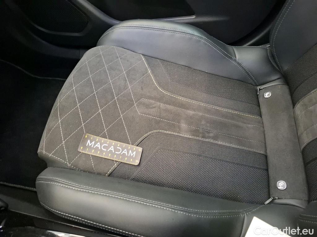  Peugeot  2008 PEUGEOT  / 2019 / 5P / Crossover 1.5 BLUEHDI 130 S&S EAT8 GT Line #8