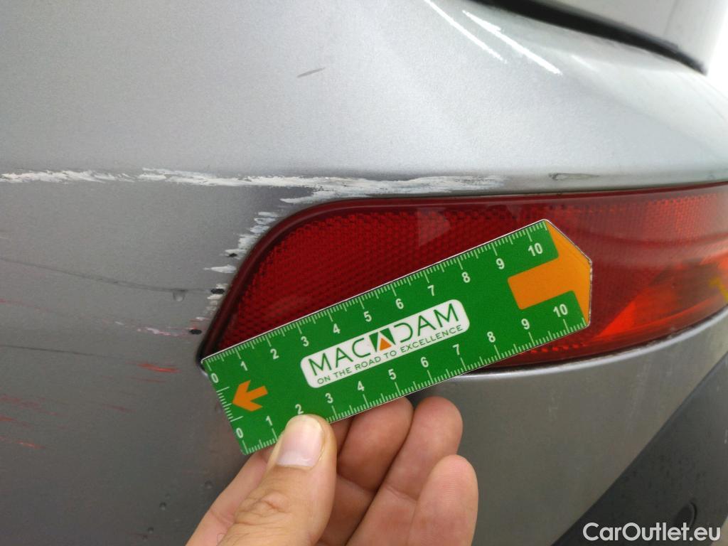  DS  DS7 DS DS 7 Crossback / 2017 / 5P / SUV BlueHDi 130 Manuel Business #54