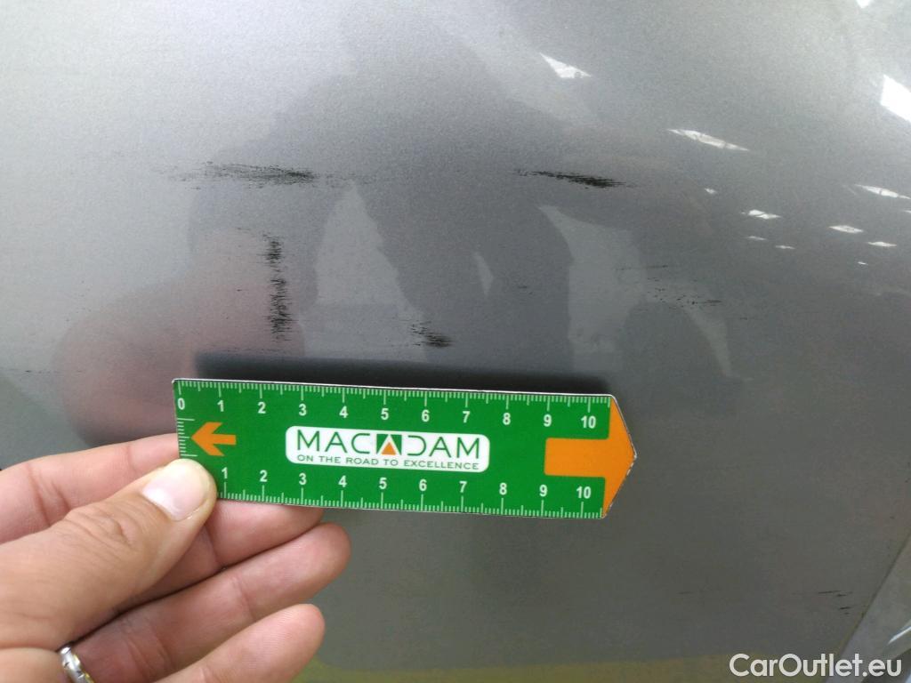  DS  DS7 DS DS 7 Crossback / 2017 / 5P / SUV BlueHDi 130 Manuel Business #69