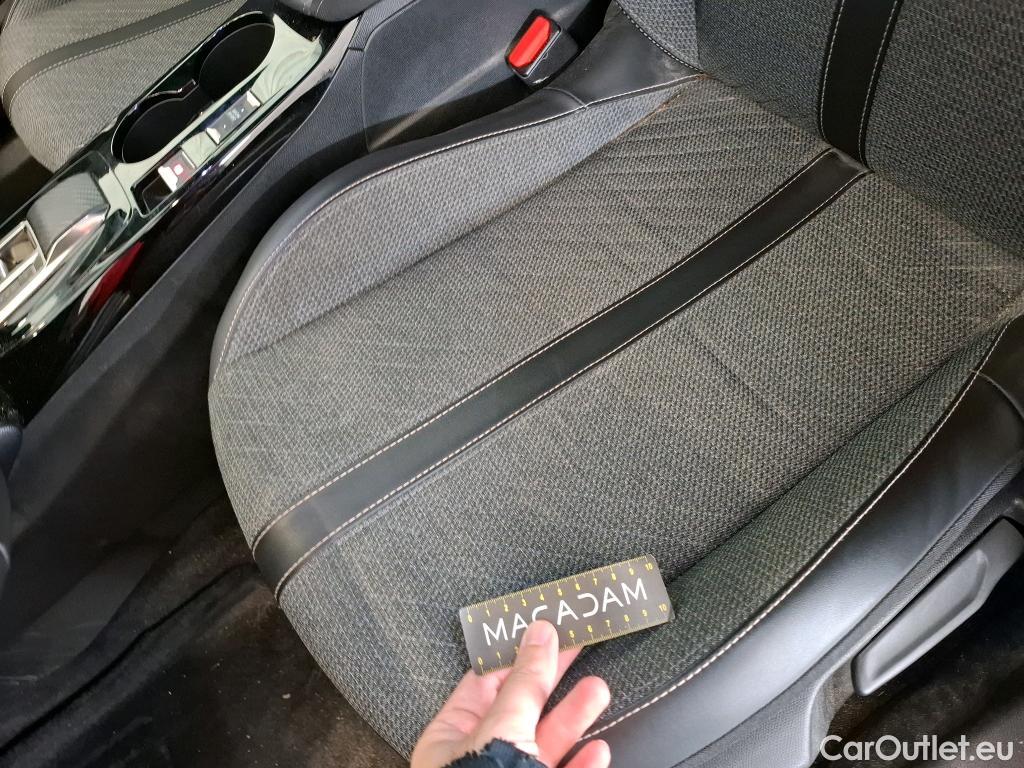  Peugeot  2008  Allure 1.5 HDi 130CV BVA8 E6d #8