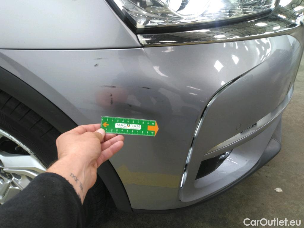  DS  DS7 DS DS 7 Crossback / 2017 / 5P / SUV BlueHDi 130 Manuel Business #68