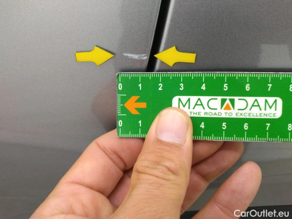  DS  DS7 DS DS 7 Crossback / 2017 / 5P / SUV BlueHDi 130 Manuel Business #42