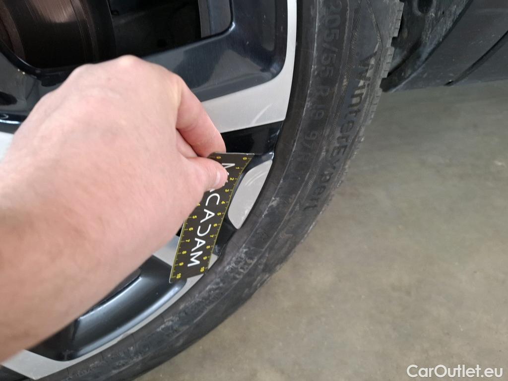  Citroen  C5 CITROEN  Aircross / 2018 / 5P / SUV PureTech 130 S&S EAT8 Shine Pack #16