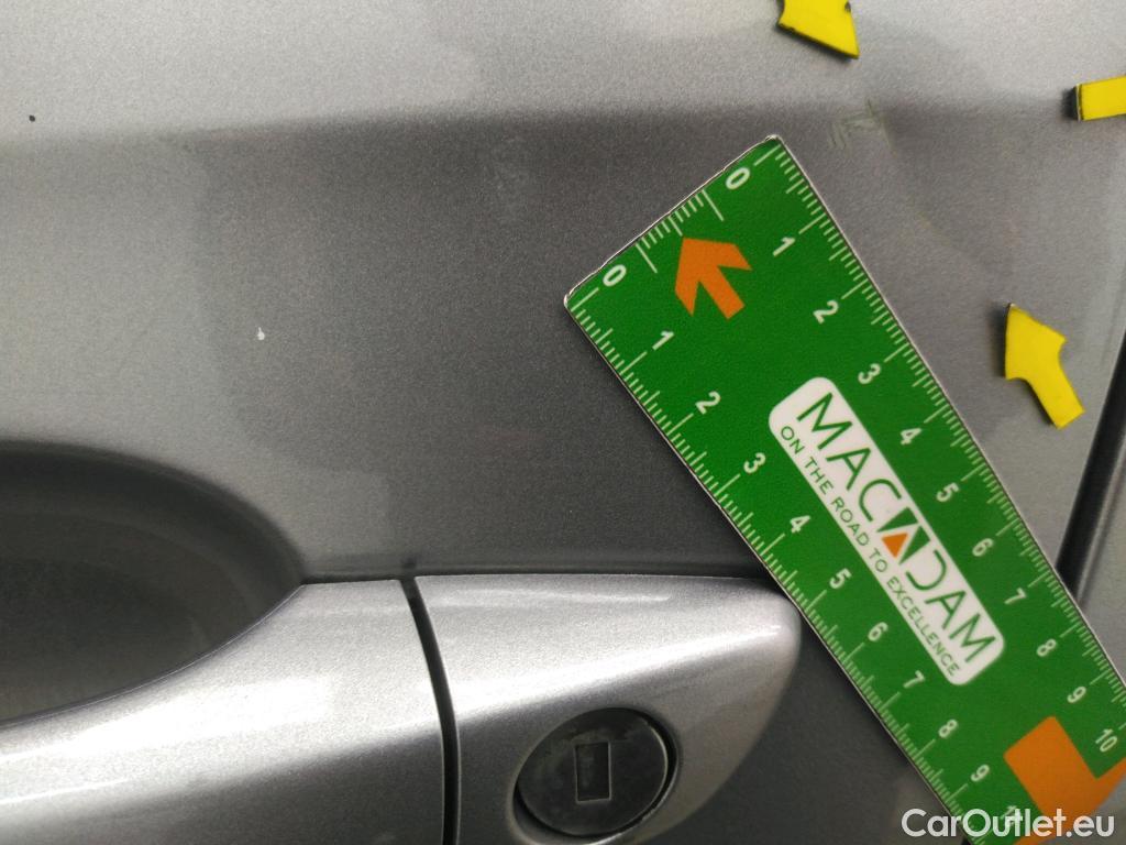  DS  DS7 DS DS 7 Crossback / 2017 / 5P / SUV BlueHDi 130 Manuel Business #28