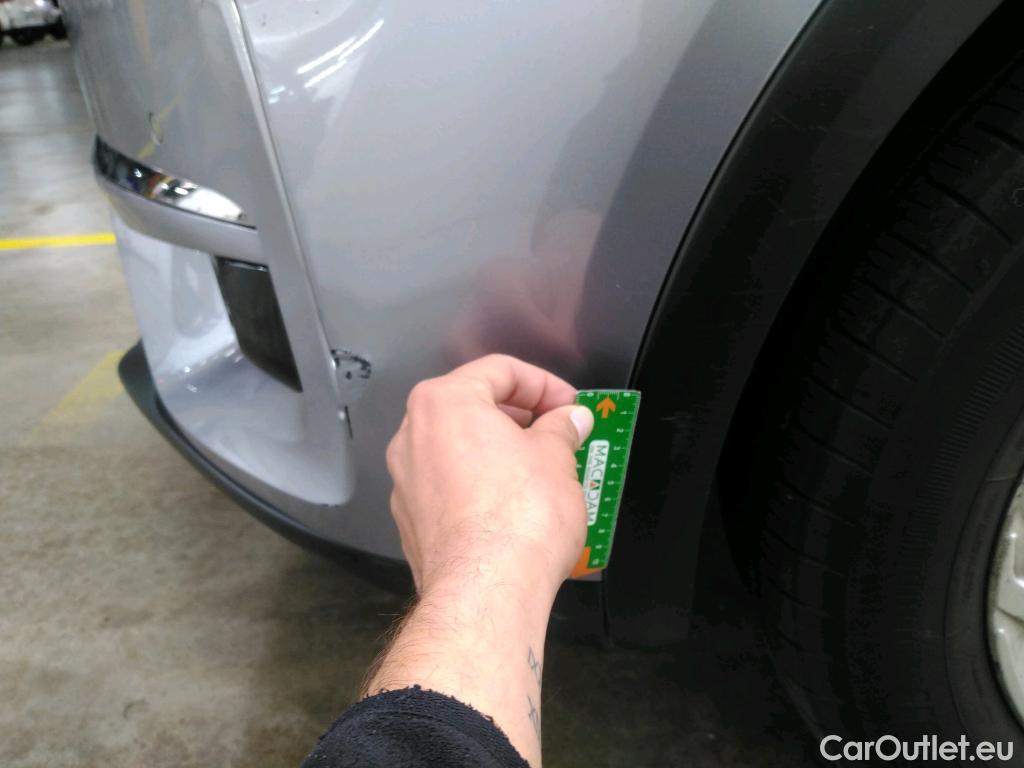  DS  DS7 DS DS 7 Crossback / 2017 / 5P / SUV BlueHDi 130 Manuel Business #98