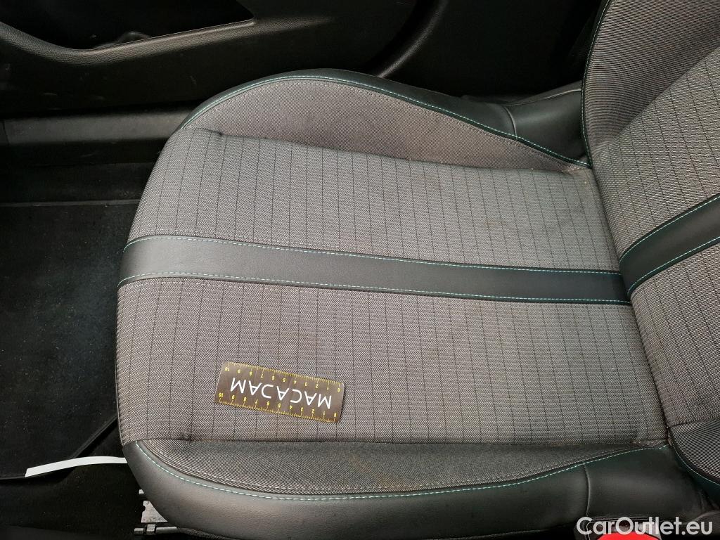  Peugeot  2008  Allure Business 1.5 HDi 130CV BVA8 E6d #19