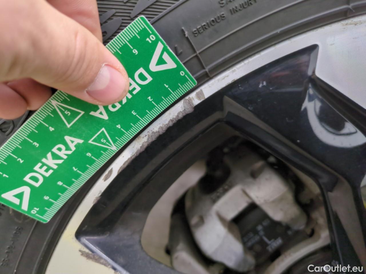  Peugeot  2008  Allure Business 1.5 HDi 110CV BVM6 E6d #29