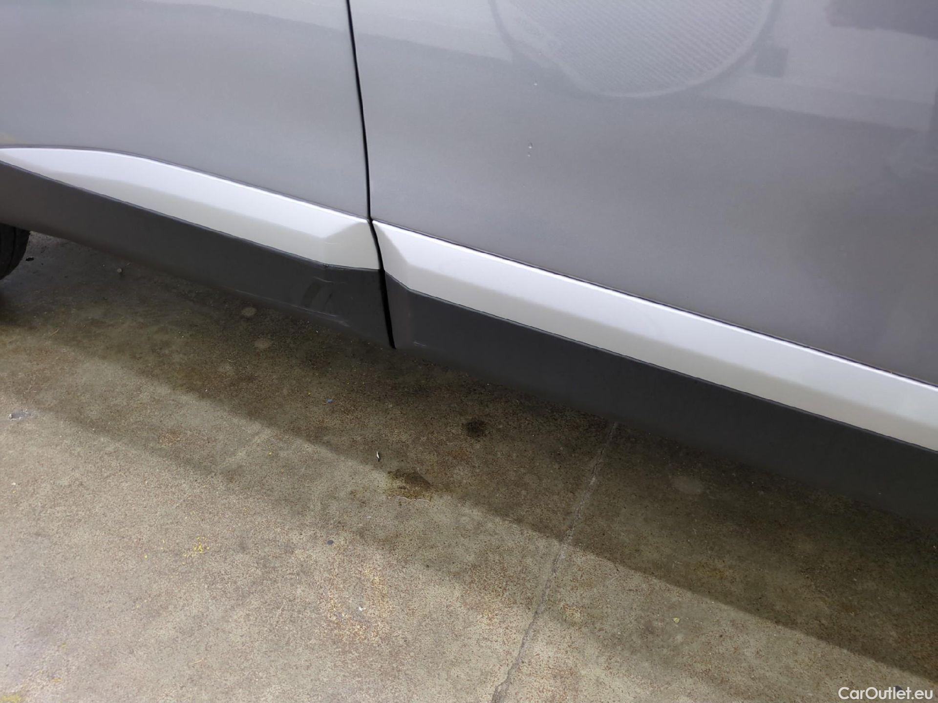  Peugeot  2008  Allure Business 1.5 HDi 110CV BVM6 E6d #53