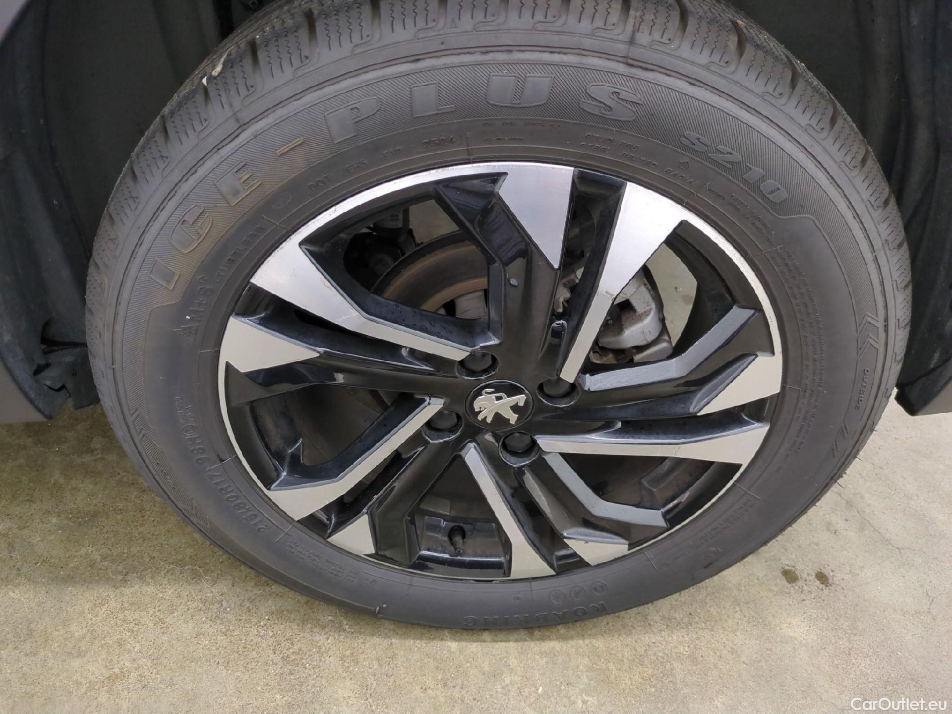  Peugeot  2008  Allure Business 1.5 HDi 110CV BVM6 E6d #25