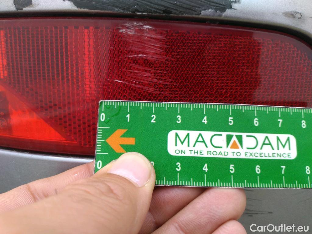  DS  DS7 DS DS 7 Crossback / 2017 / 5P / SUV BlueHDi 130 Manuel Business #44