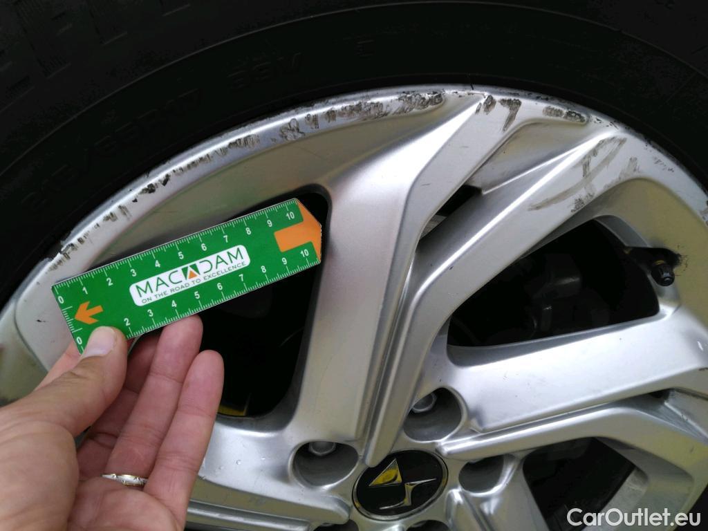  DS  DS7 DS DS 7 Crossback / 2017 / 5P / SUV BlueHDi 130 Manuel Business #47