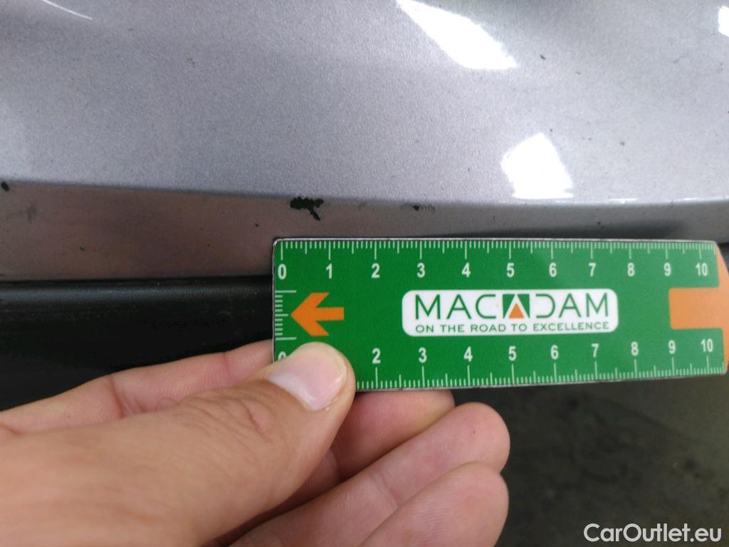  DS  DS7 DS DS 7 Crossback / 2017 / 5P / SUV BlueHDi 130 Manuel Business #73