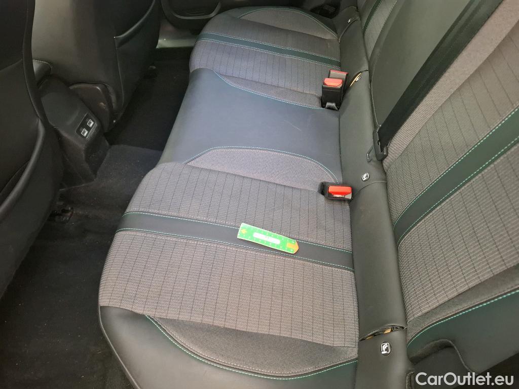  Peugeot  2008  Allure Business 1.2 PureTech 130CV BVA8 E6d #16