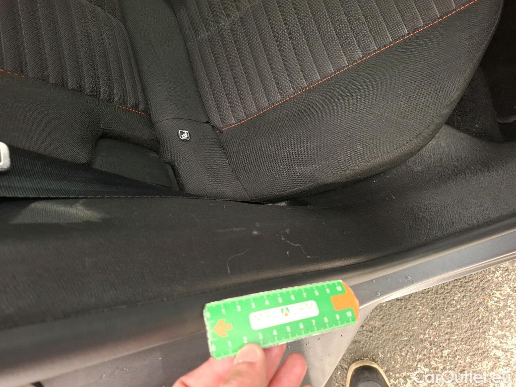  Peugeot  2008  Active Pack 1.5 HDi 110CV BVM6 E6d #9