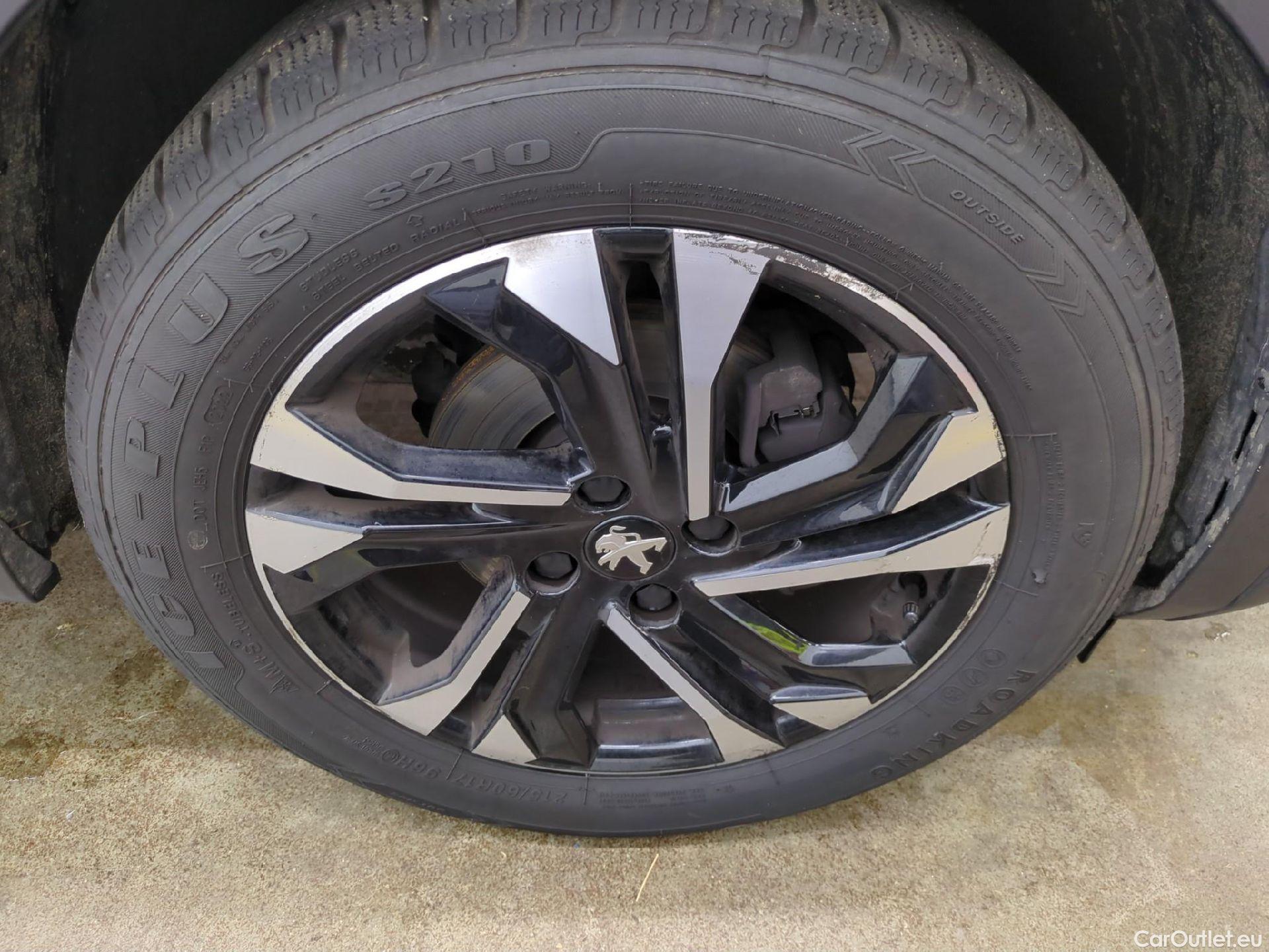  Peugeot  2008  Allure Business 1.5 HDi 110CV BVM6 E6d #12