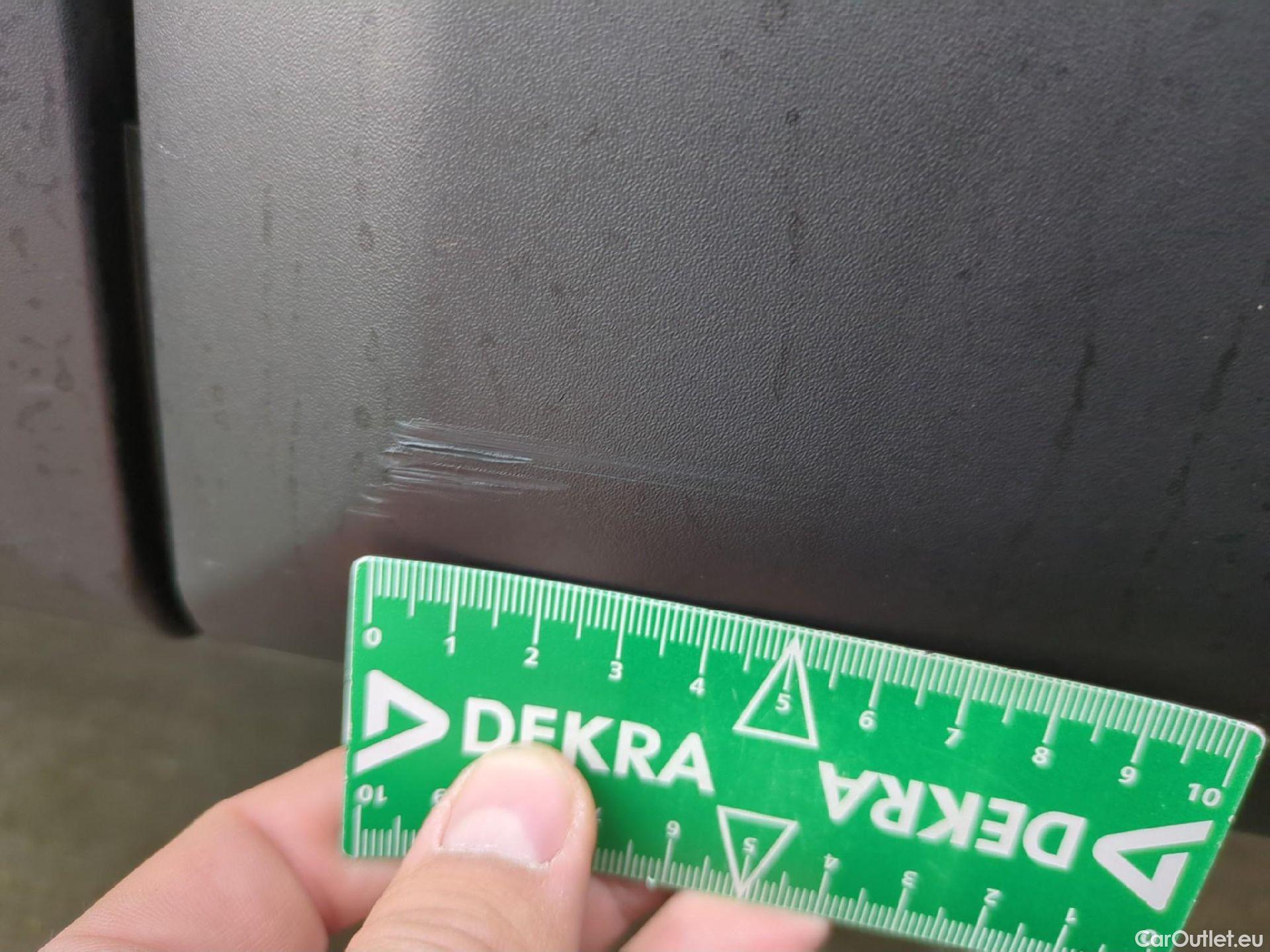  Peugeot  2008  Allure Business 1.5 HDi 110CV BVM6 E6d #52