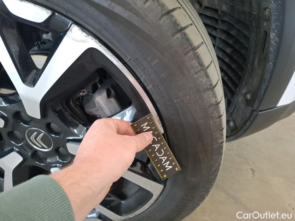  Citroen  C5 CITROEN  Aircross / 2018 / 5P / SUV PureTech 130 S&S EAT8 Shine Pack #32