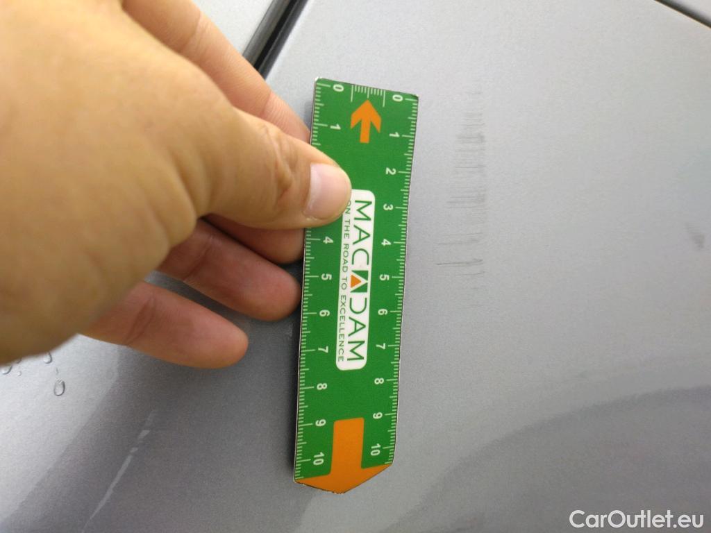  DS  DS7 DS DS 7 Crossback / 2017 / 5P / SUV BlueHDi 130 Manuel Business #63