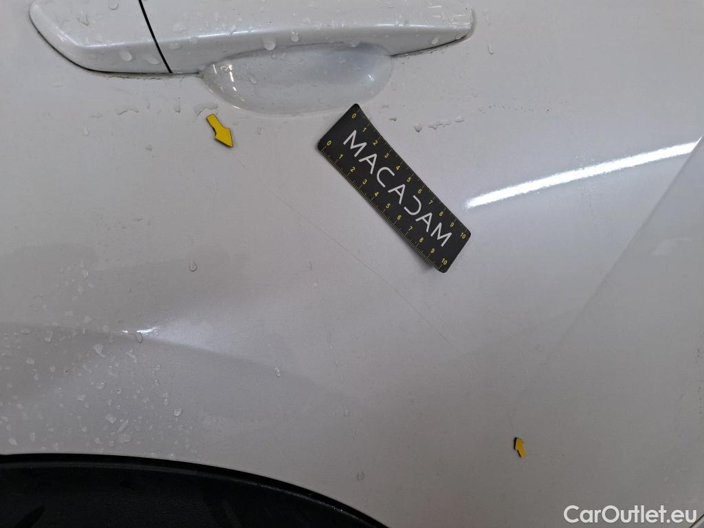  Peugeot  2008 PEUGEOT  / 2019 / 5P / Crossover 1.5 BLUEHDI 130 S&S EAT8 GT Line #2