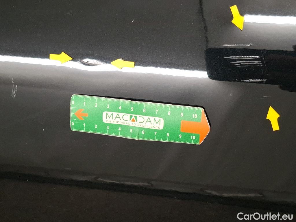  Opel   Grandland X Grandland X Elegance Business 1.5 130CV BVA8 E6d #18