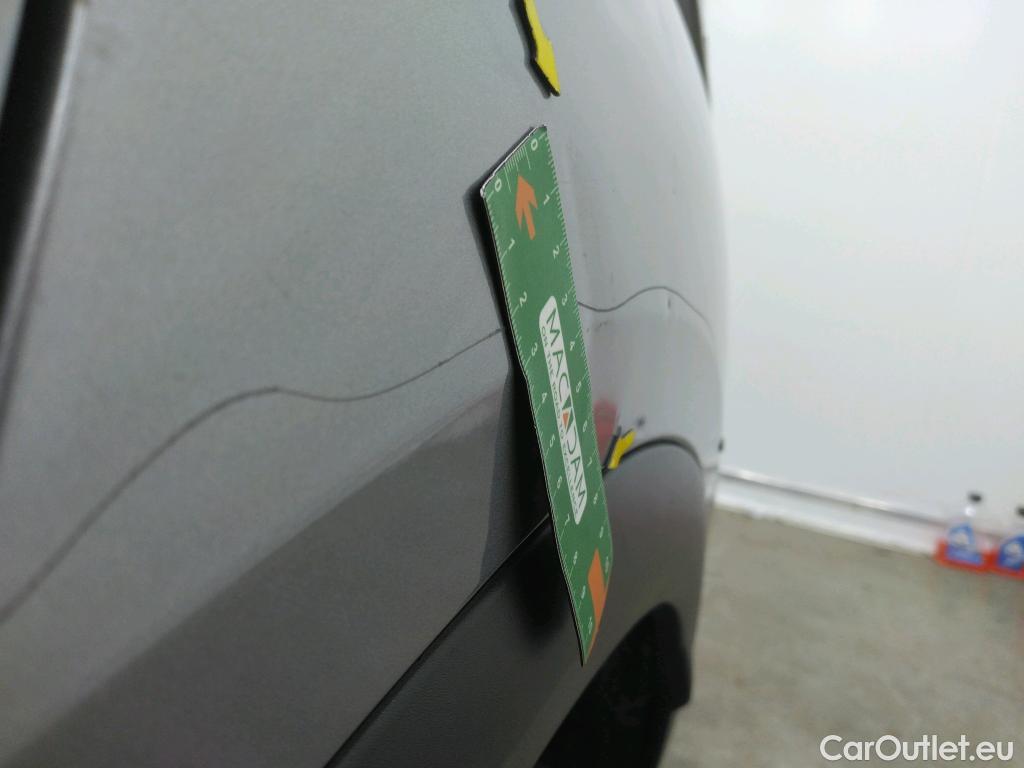  DS  DS7 DS DS 7 Crossback / 2017 / 5P / SUV BlueHDi 130 Manuel Business #18