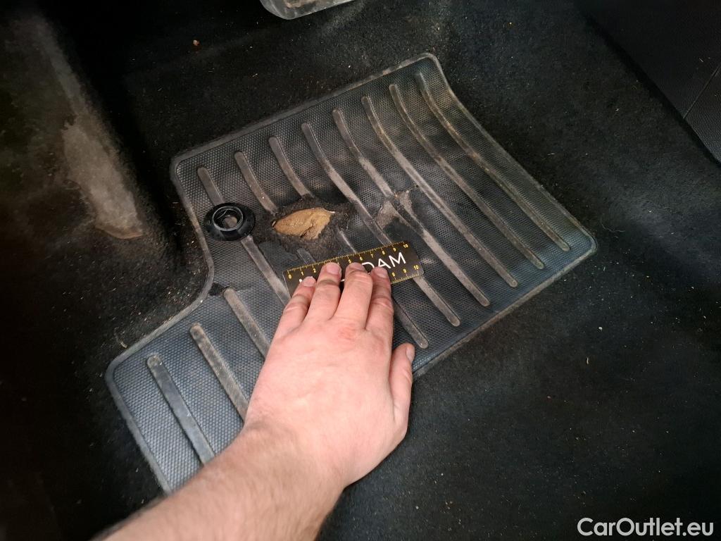  Peugeot  2008  Allure Business 1.5 HDi 130CV BVA8 E6d #2