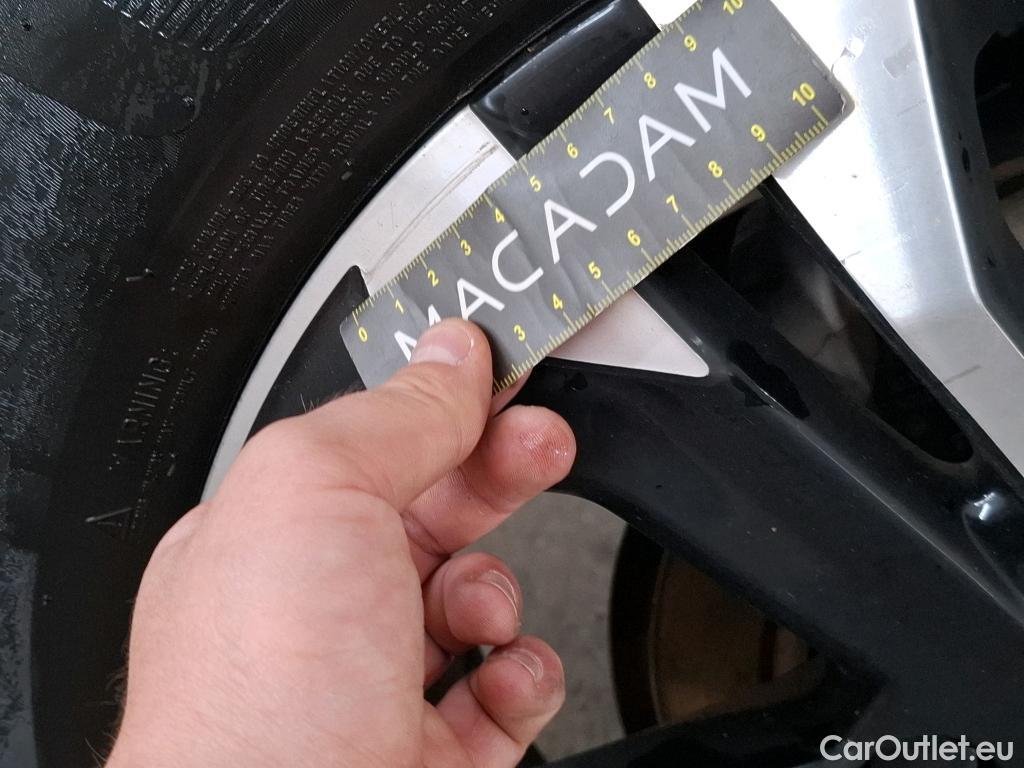  Peugeot  2008  Allure Business 1.5 HDi 130CV BVA8 E6d #10