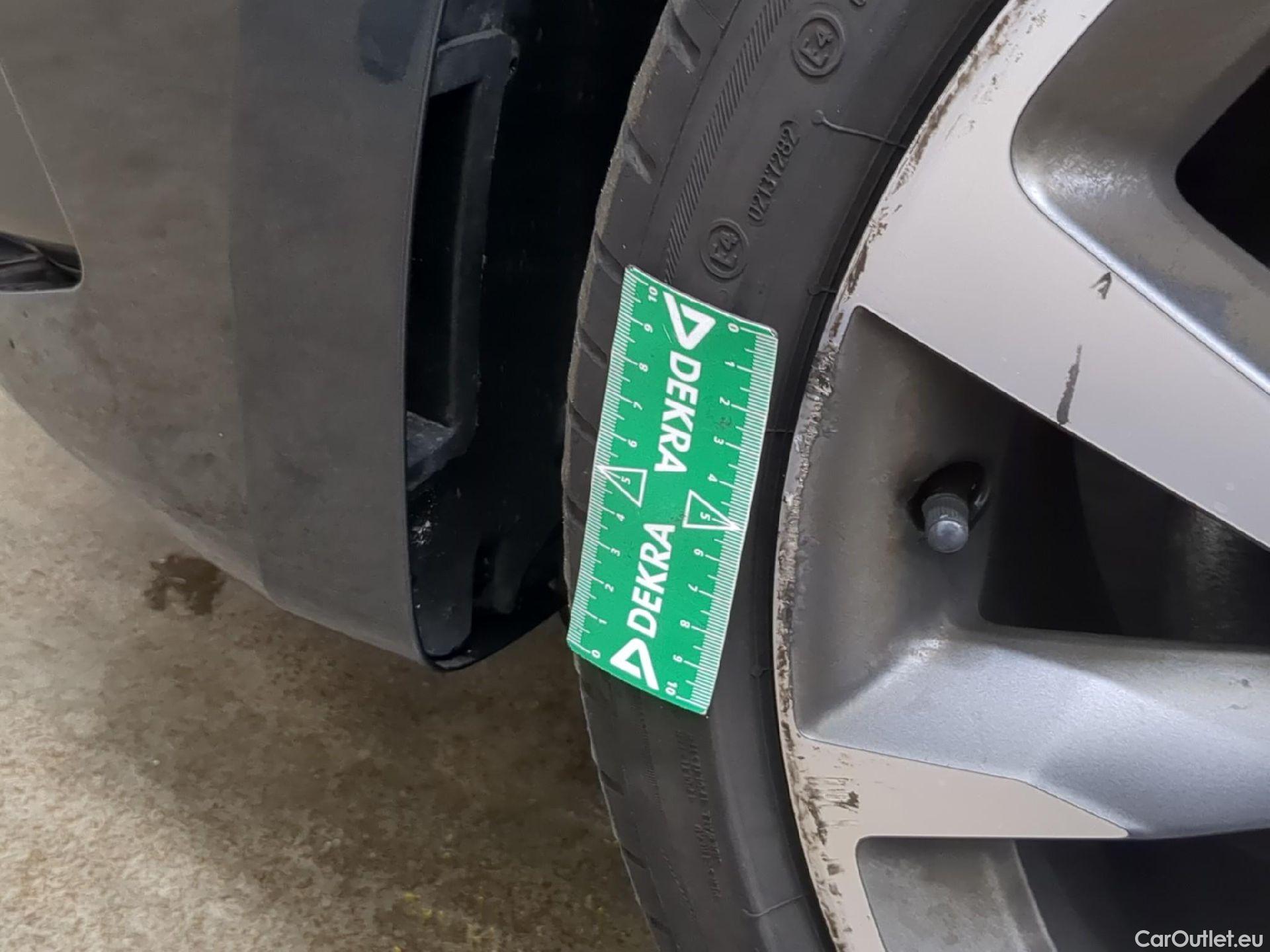  Seat  Leon  Sportstourer FR 2.0 TDI 150CV BVA7 E6d #4